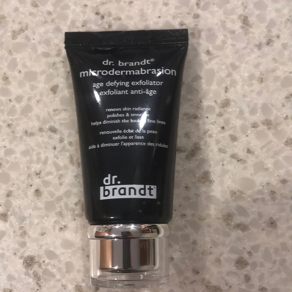 DR BRANDT microdermabrasion age defying exfoliator
